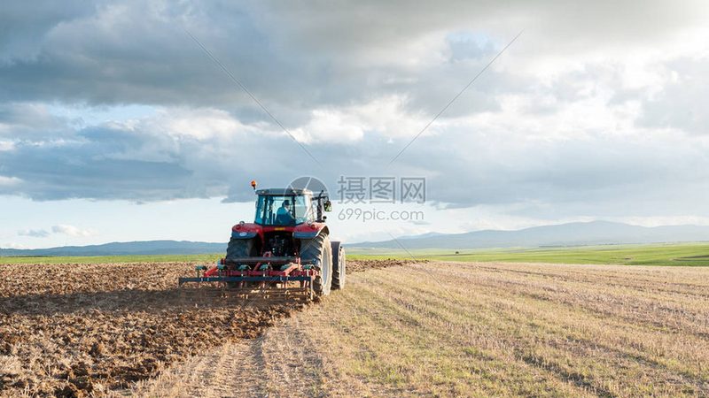 小型农用机械：如何挑选最适合您的作业需求**